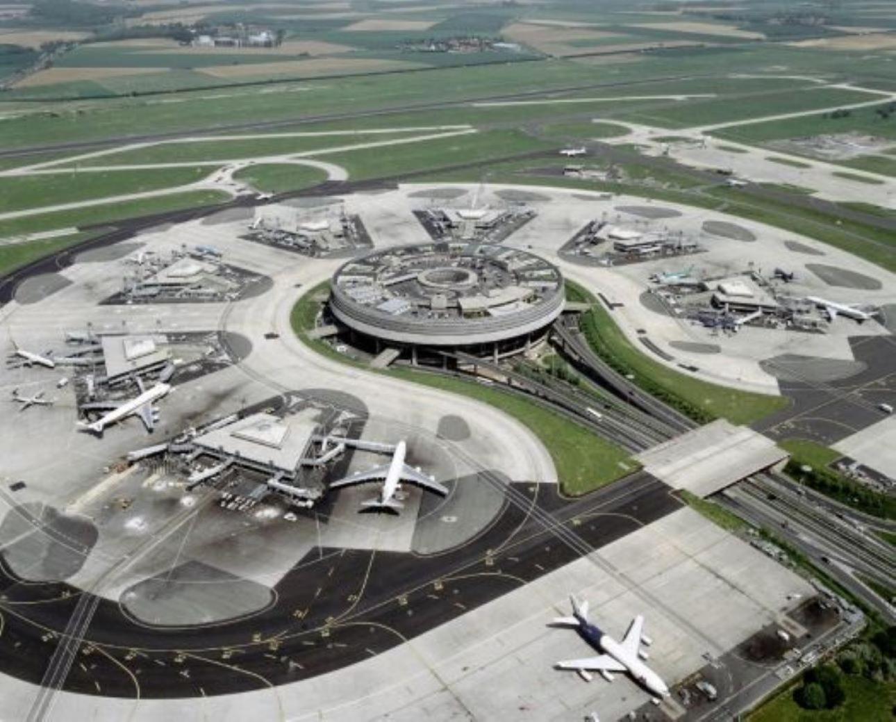Standing Hotel Suites By Actisource Roissy-en-France Eksteriør billede