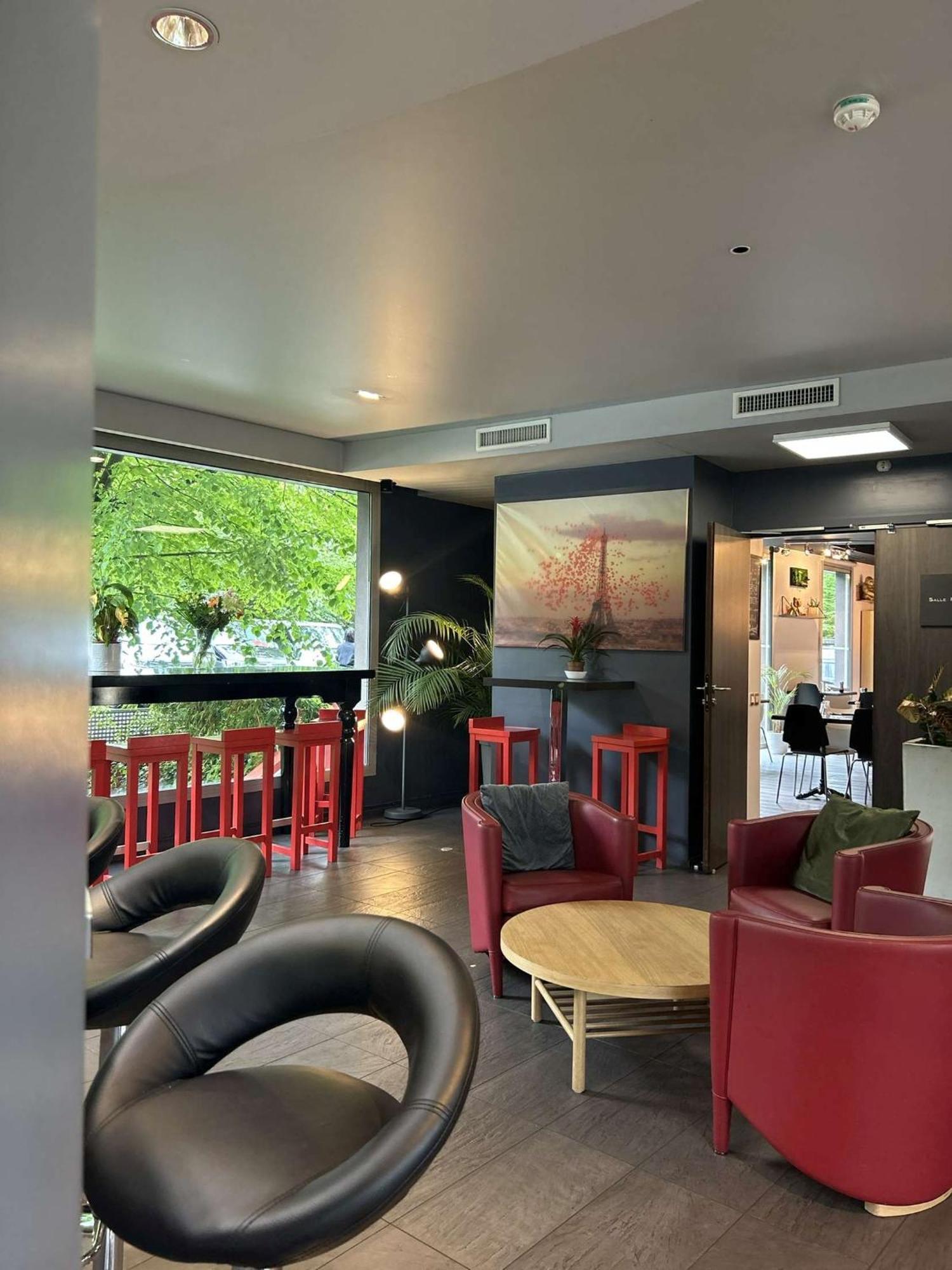 Standing Hotel Suites By Actisource Roissy-en-France Eksteriør billede